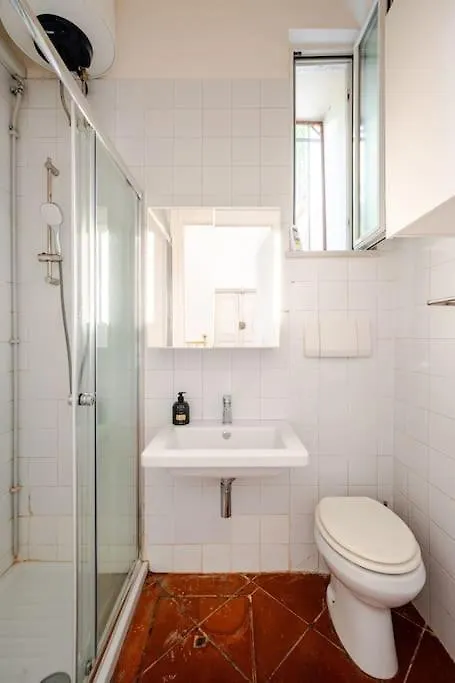 Apartment Lovely Loft Torlonia In Rome Center Town